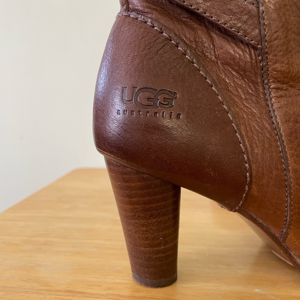 UGG Women's Chestnut Brown Pebbled Leather Heeled Boots, Size 8 - Picture 11 of 14